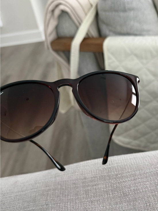 Ray-Ban Erika RB4171 – Brown main image 6
